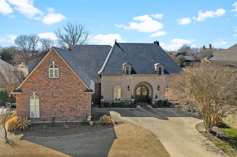 520 Canterbury Lane Bossier City, LA 71111