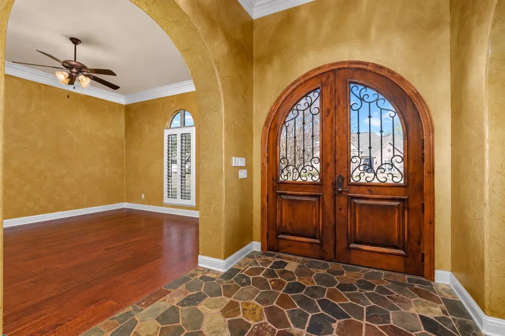520 Canterbury Lane Bossier City, LA 71111