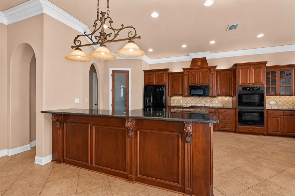 520 Canterbury Lane Bossier City, LA 71111