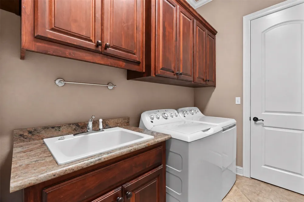 520 Canterbury Lane Bossier City, LA 71111