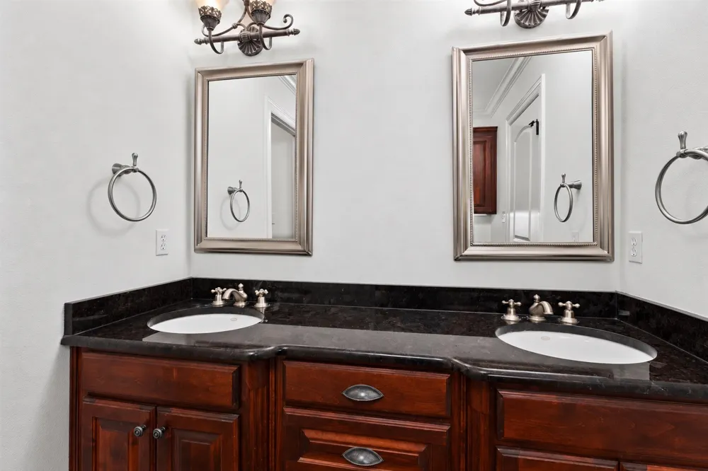 520 Canterbury Lane Bossier City, LA 71111