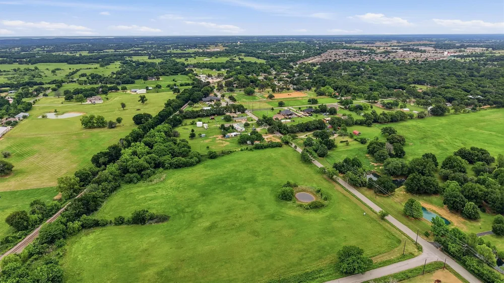 New Hope Road Aubrey, TX 76227