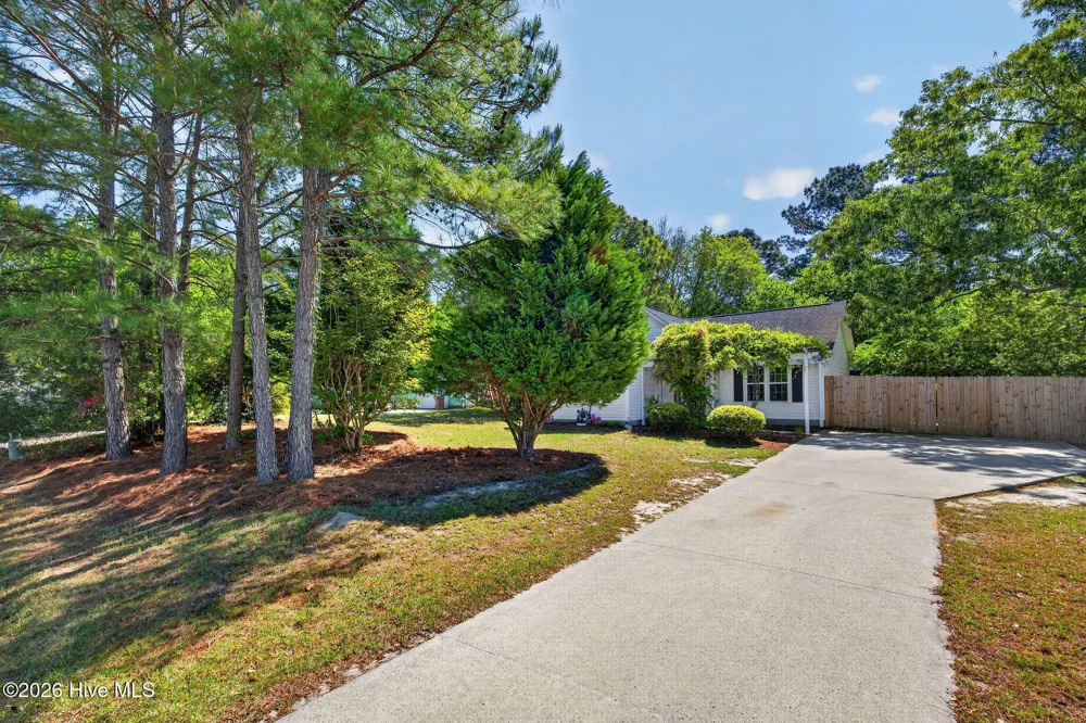 315 Tangle Oaks Court SE Leland, NC 28451