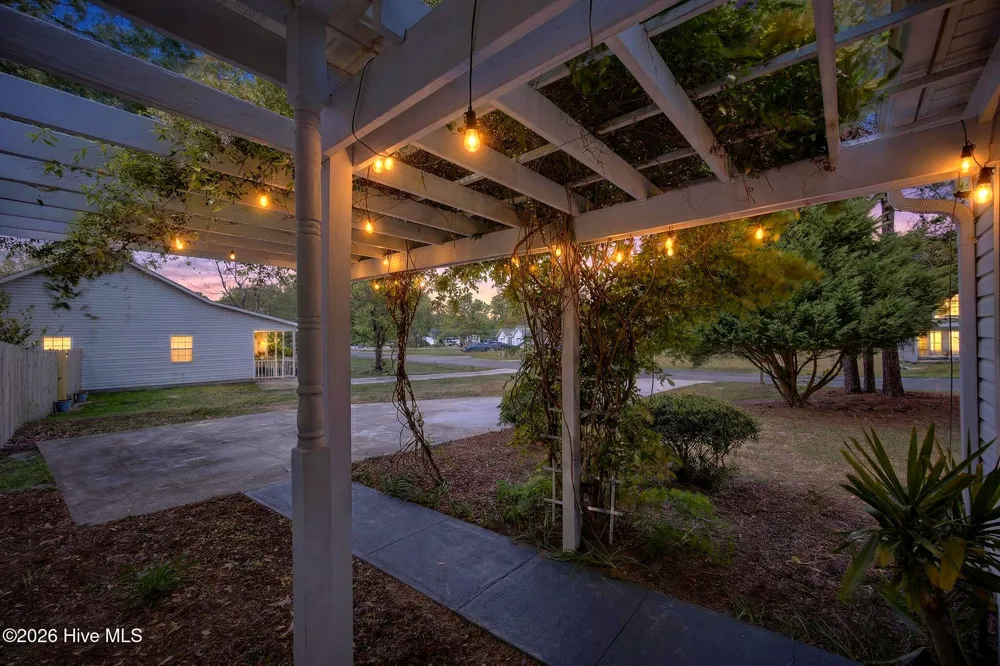 315 Tangle Oaks Court SE Leland, NC 28451