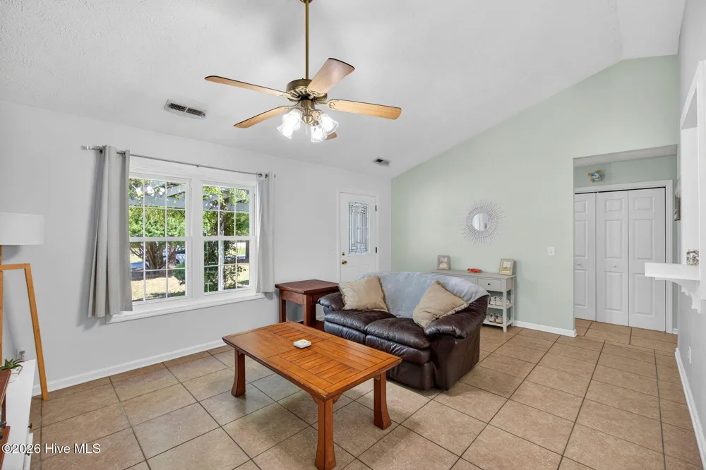 315 Tangle Oaks Court SE Leland, NC 28451