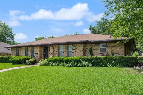 135 S Capri Drive