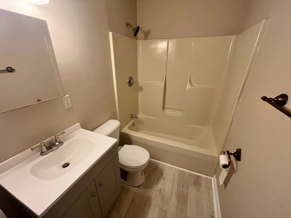 24 Maple St Clarksville, TN 37042
