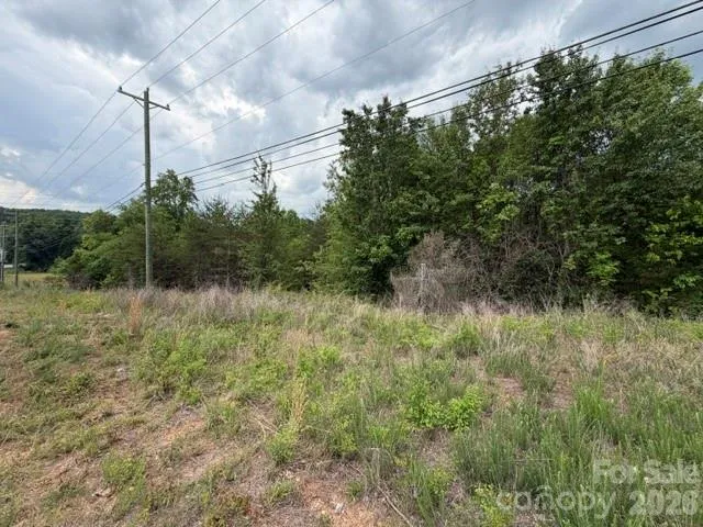 2049 Old Shelby Road Hickory, NC 28602