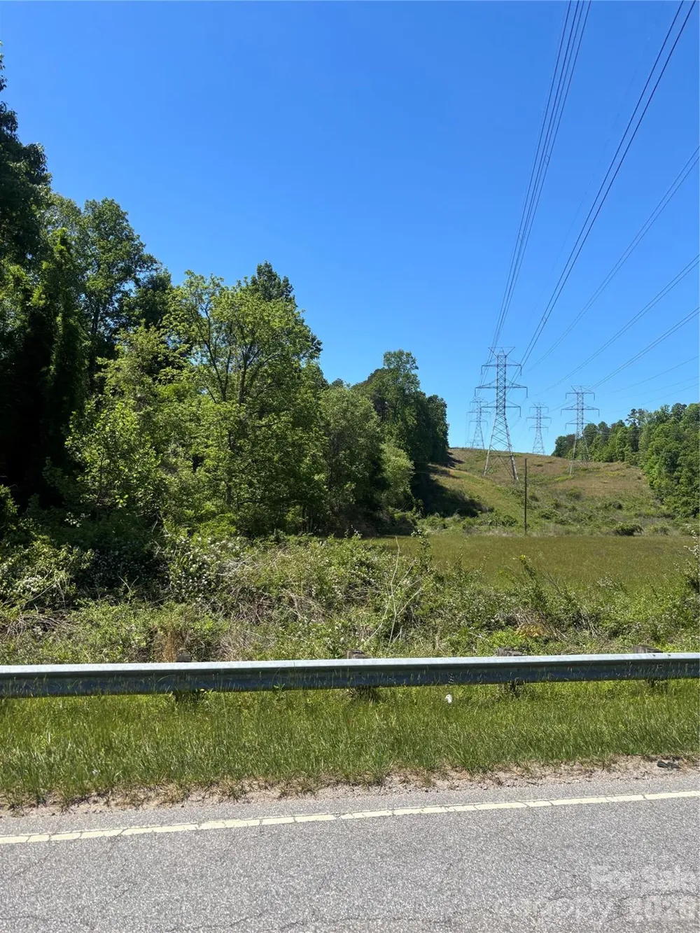 2049 Old Shelby Road Hickory, NC 28602