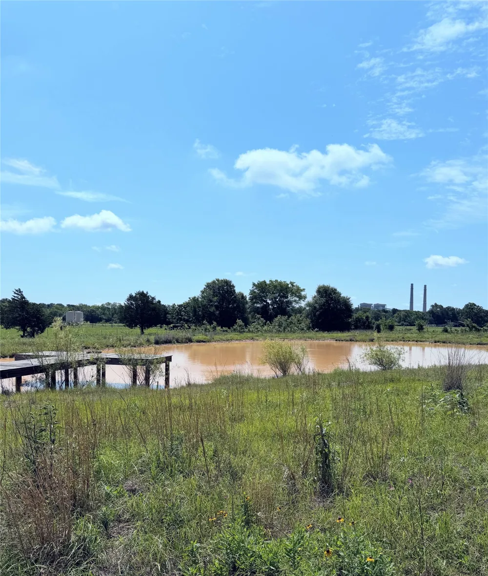 3 LCR 864 Jewett, TX 75846