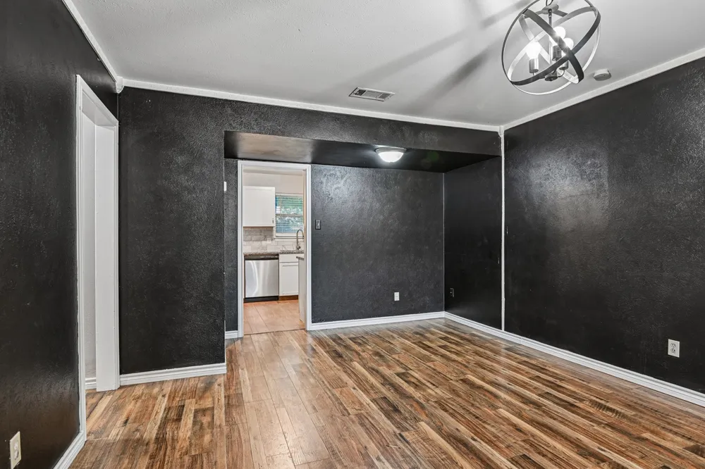 6324 Scotsdale Drive Forest Hill, TX 76119