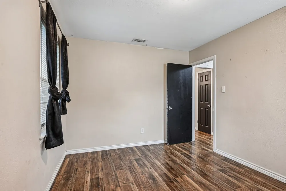 6324 Scotsdale Drive Forest Hill, TX 76119