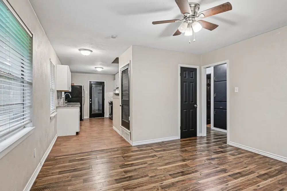 6324 Scotsdale Drive Forest Hill, TX 76119