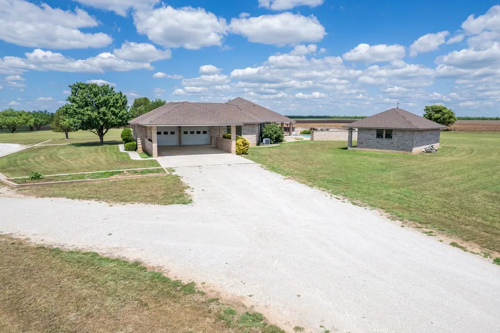 839 F M 2131 Coleman, TX 76834