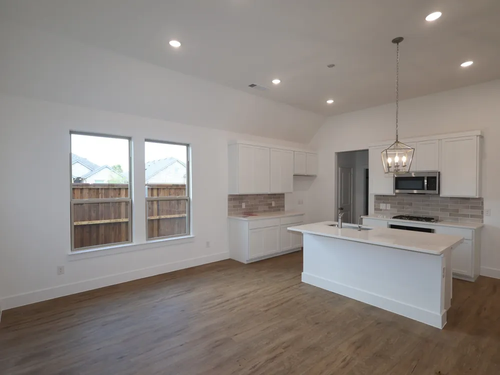 1001 Tarryhill Drive Crowley, TX 76036