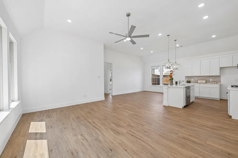 1001 Tarryhill Drive Crowley, TX 76036