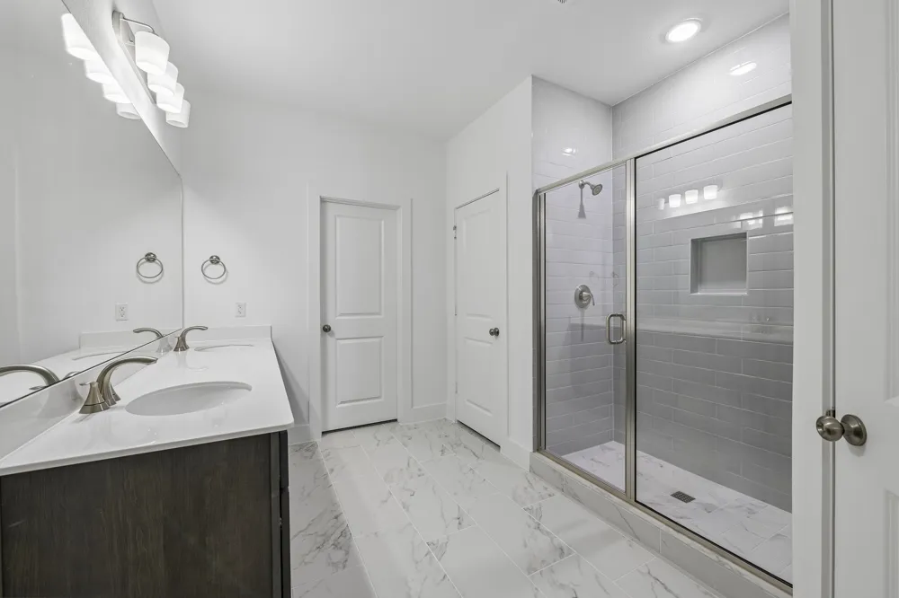 1001 Tarryhill Drive Crowley, TX 76036