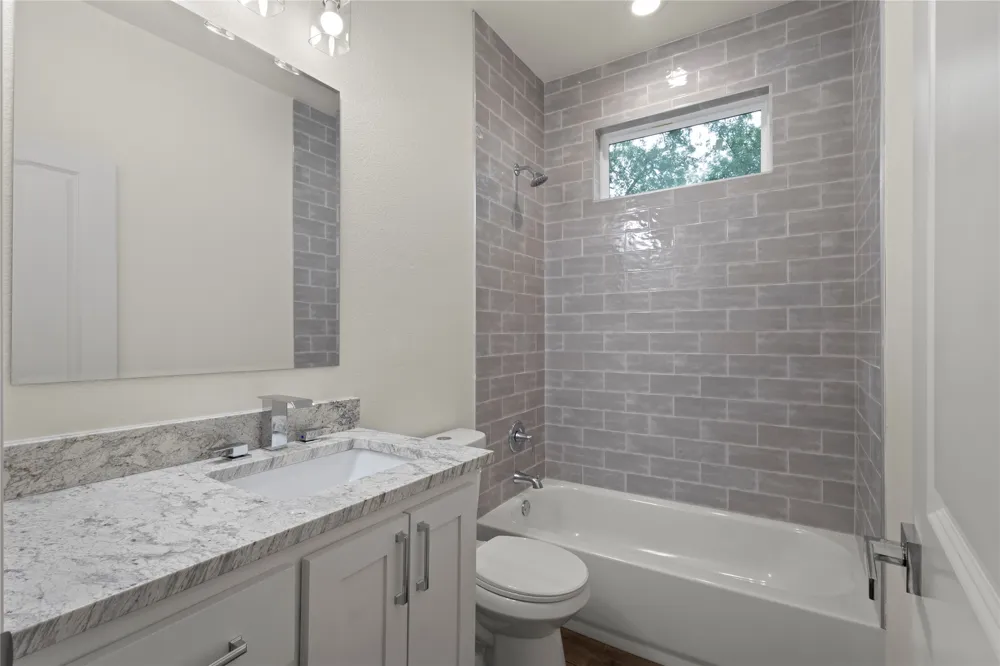 104 Jim Walters Drive Runaway Bay, TX 76426