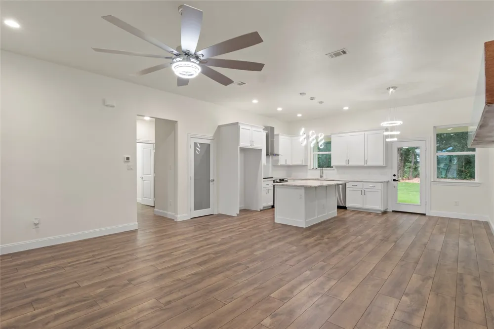 104 Jim Walters Drive Runaway Bay, TX 76426