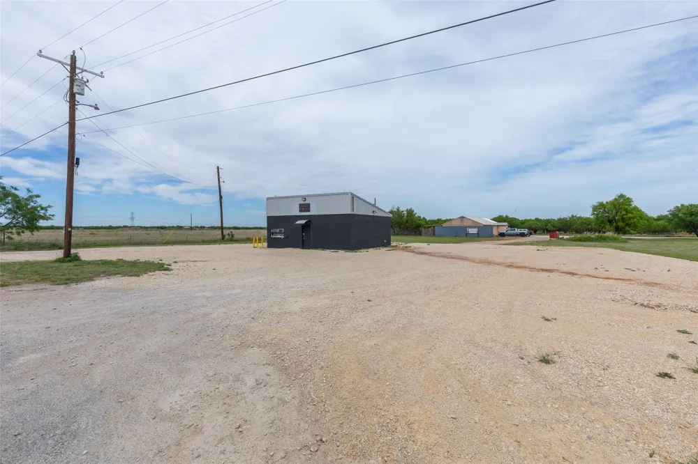 381 N FM 707 Merkel, TX 79536
