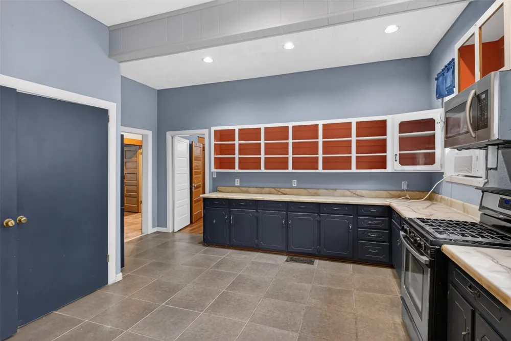 323 College Street Minden, LA 71055