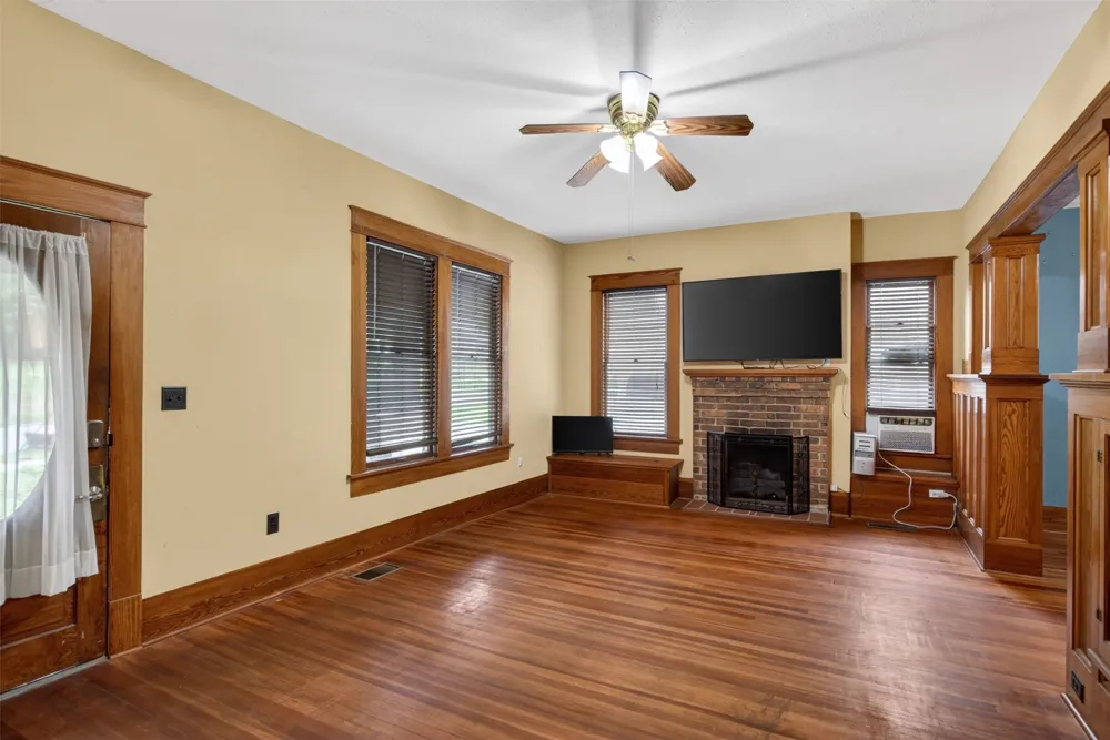 323 College Street Minden, LA 71055