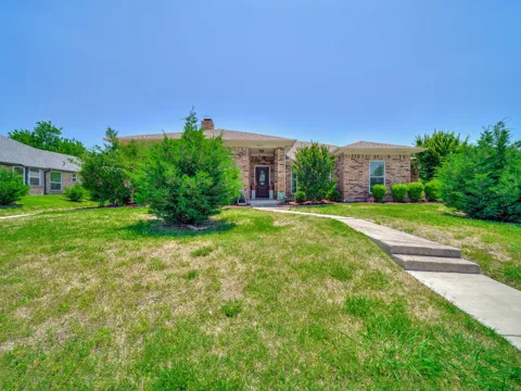 4640 Versailles Lane