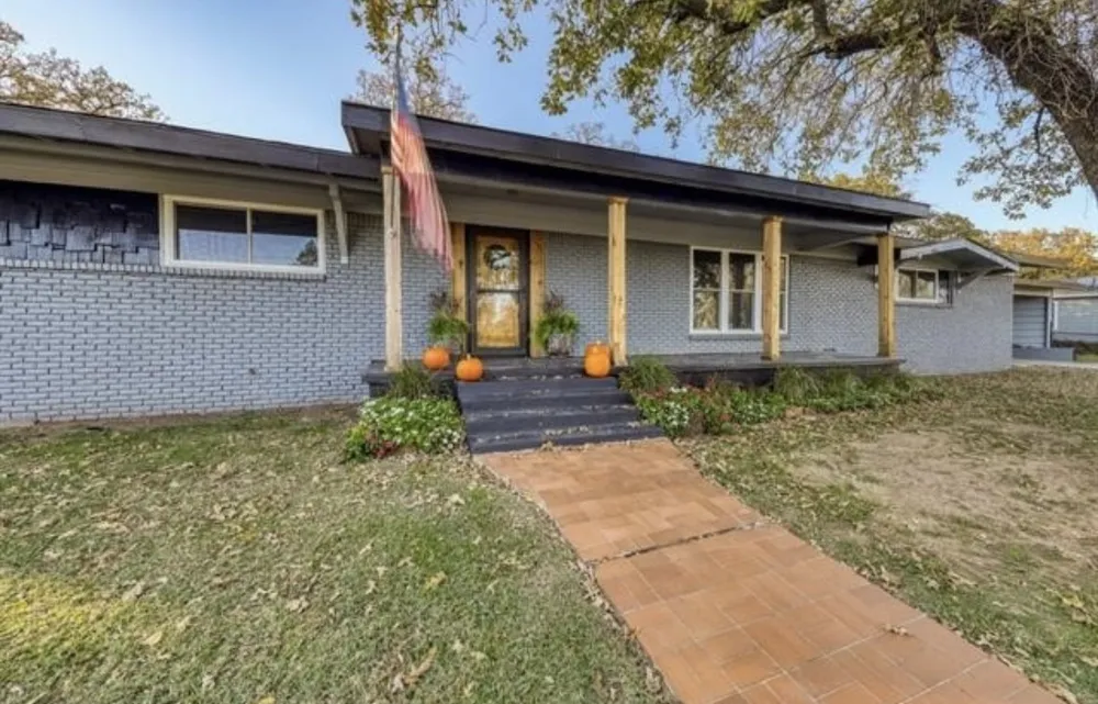 1201 NW 6th Avenue Mineral Wells, TX 76067