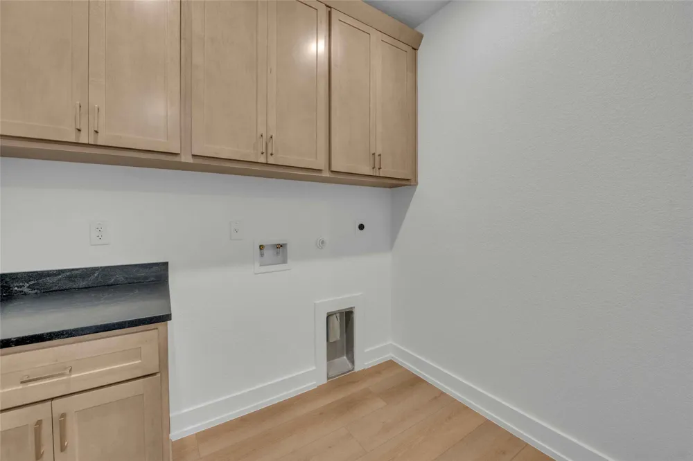 100 Lasso Court Lorena, TX 76655