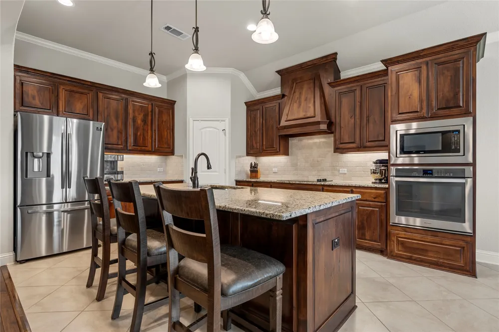 1013 Steamboat Drive Hewitt, TX 76643