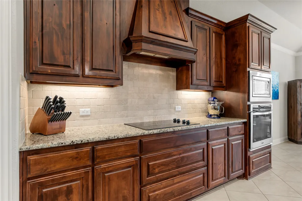1013 Steamboat Drive Hewitt, TX 76643