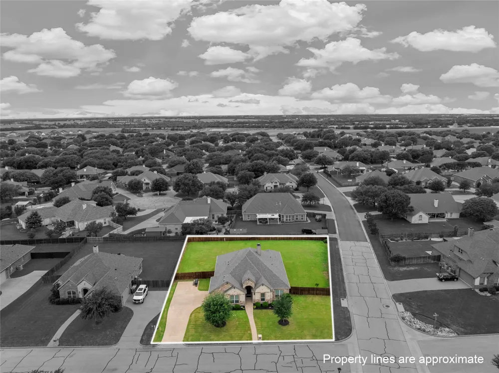 1013 Steamboat Drive Hewitt, TX 76643