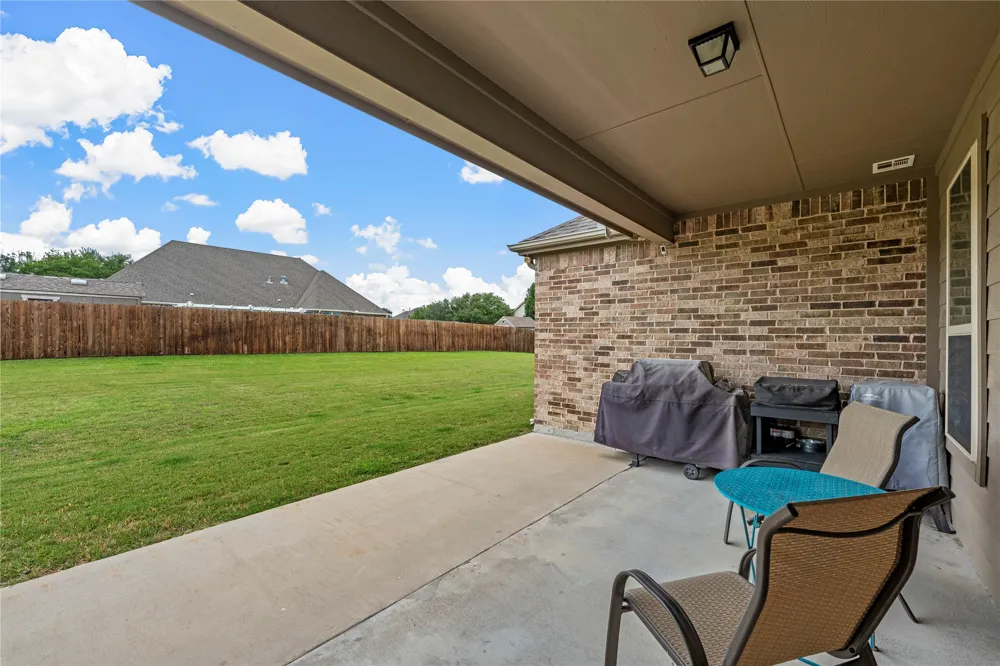 1013 Steamboat Drive Hewitt, TX 76643