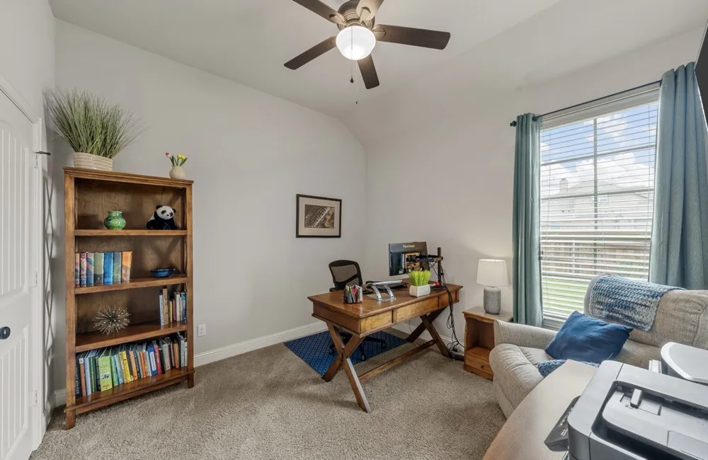 1013 Steamboat Drive Hewitt, TX 76643