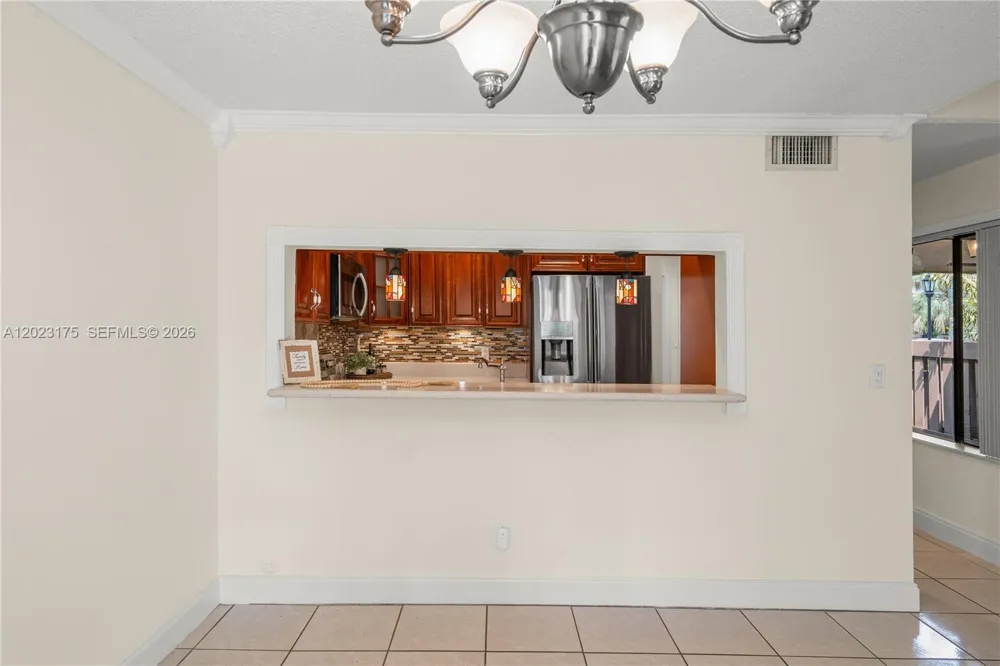 9367 SW 1st St #808 Plantation, FL 33324