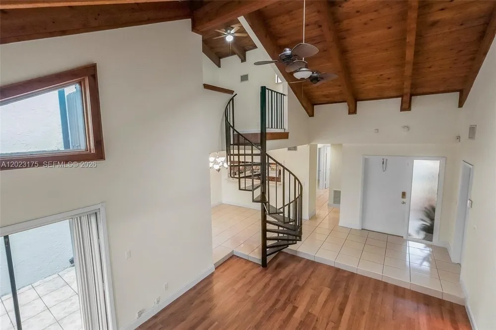 9367 SW 1st St #808 Plantation, FL 33324