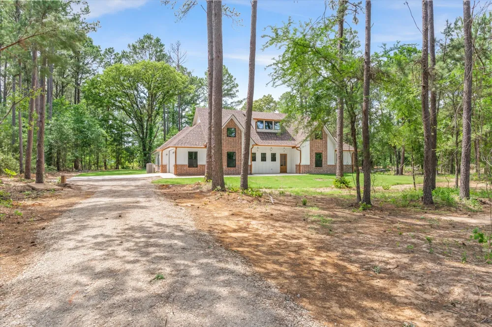 404 Private Road 5808 Grand Saline, TX 75140