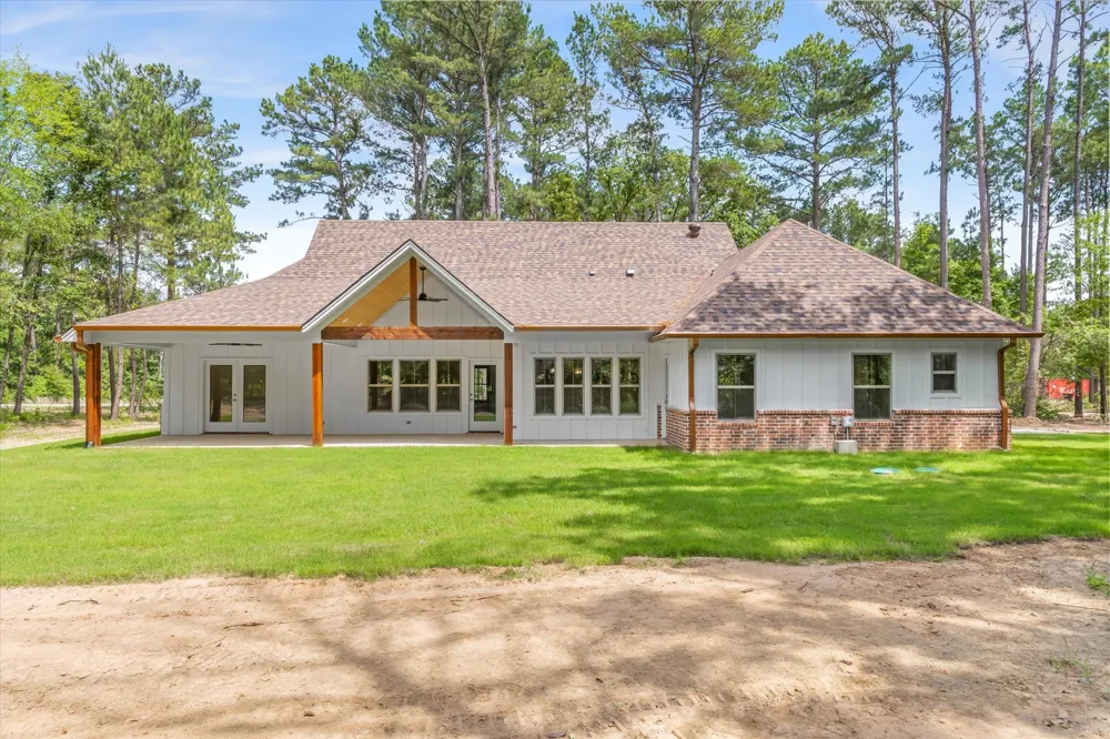 404 Private Road 5808 Grand Saline, TX 75140