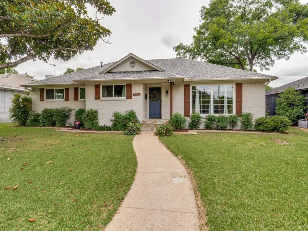 2804 Sharpview Lane