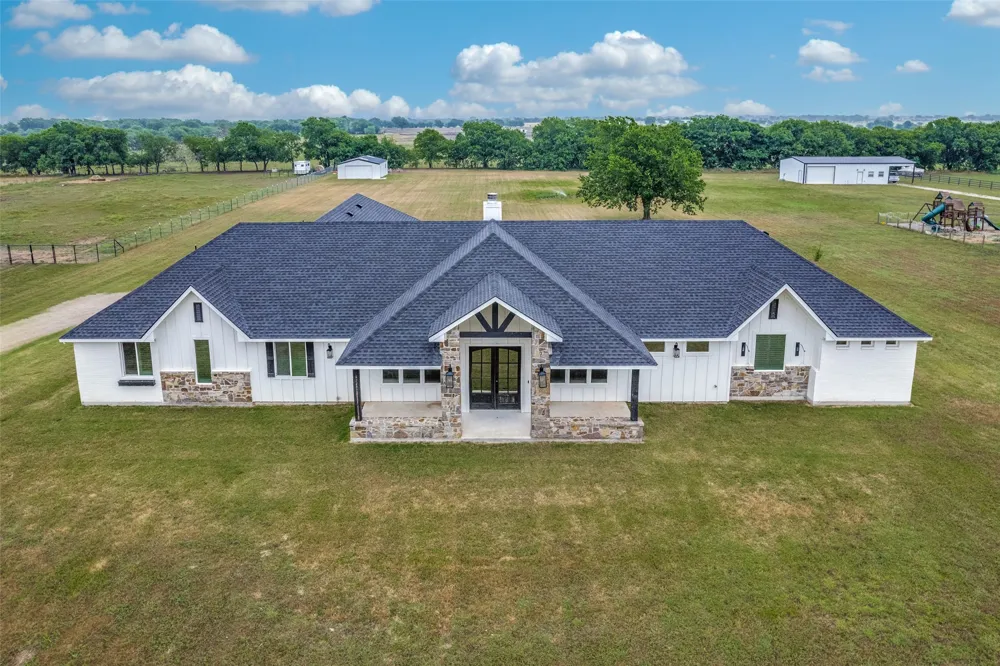 180 Kincannon Lane New Fairview, TX 76078