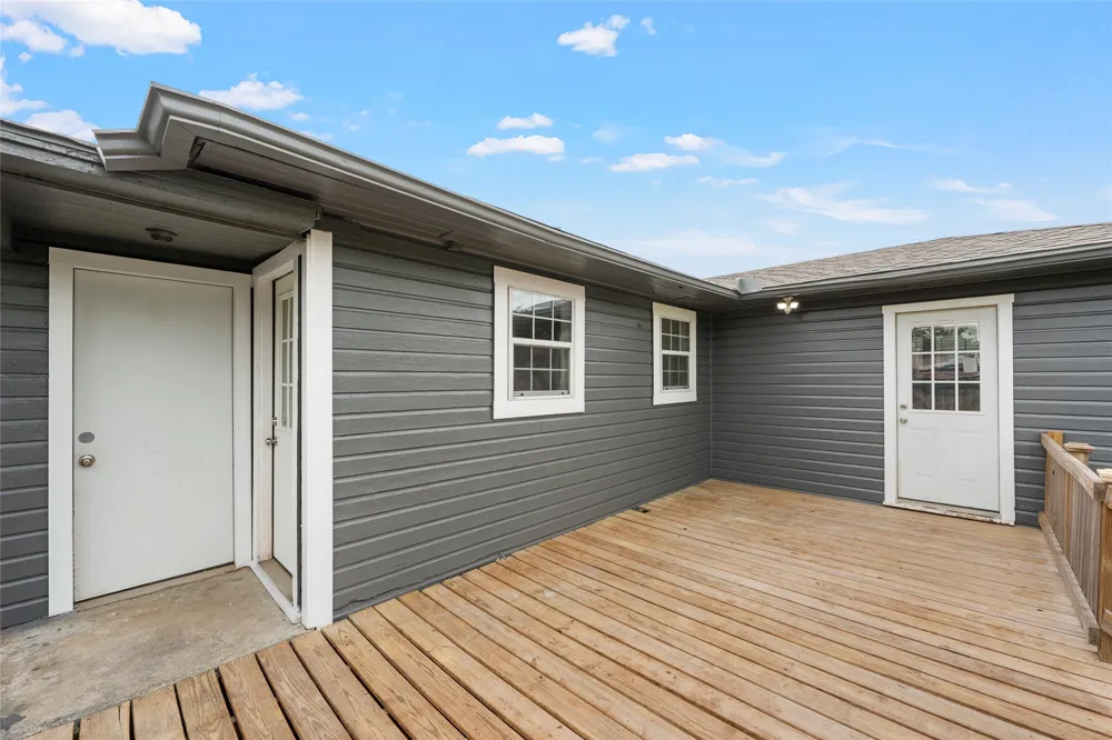 1403 W 11th Street McGregor, TX 76657
