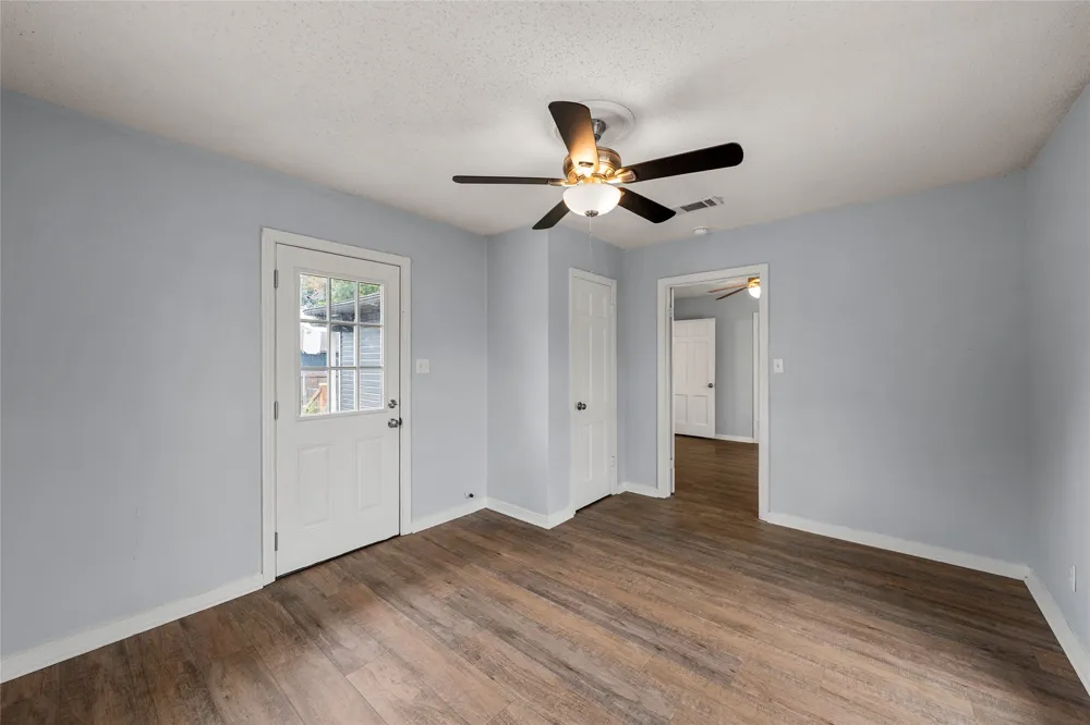 1403 W 11th Street McGregor, TX 76657