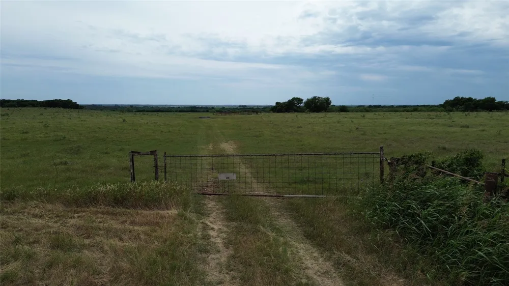 N County RD 3110 Hillsboro, TX 76645