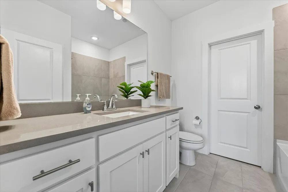 685 Watersedge Court Lewisville, TX 75067
