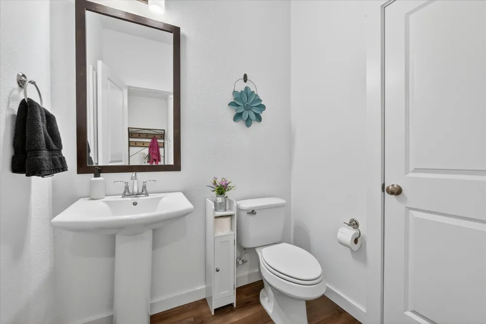 685 Watersedge Court Lewisville, TX 75067