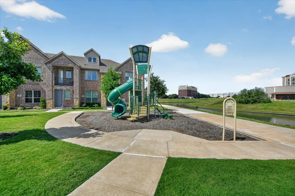 685 Watersedge Court Lewisville, TX 75067