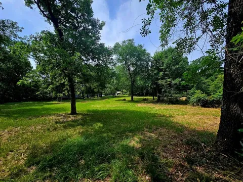 Oakwood Circle
