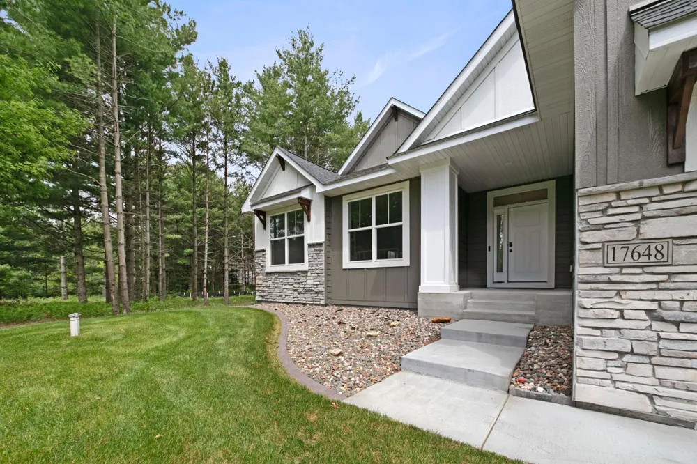 17648 262nd Avenue NW Big Lake, MN 55309