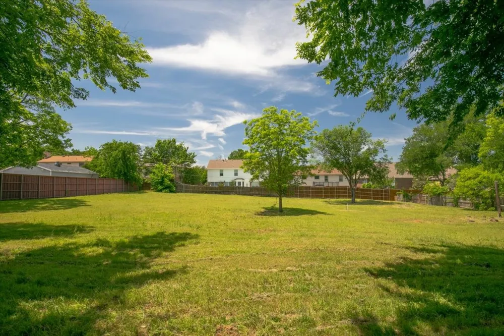 1000 Hughes Road Grapevine, TX 76051