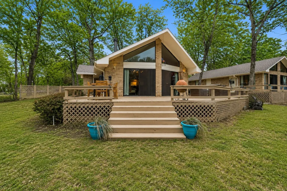 170 Armada Loop Payne Springs, TX 75156